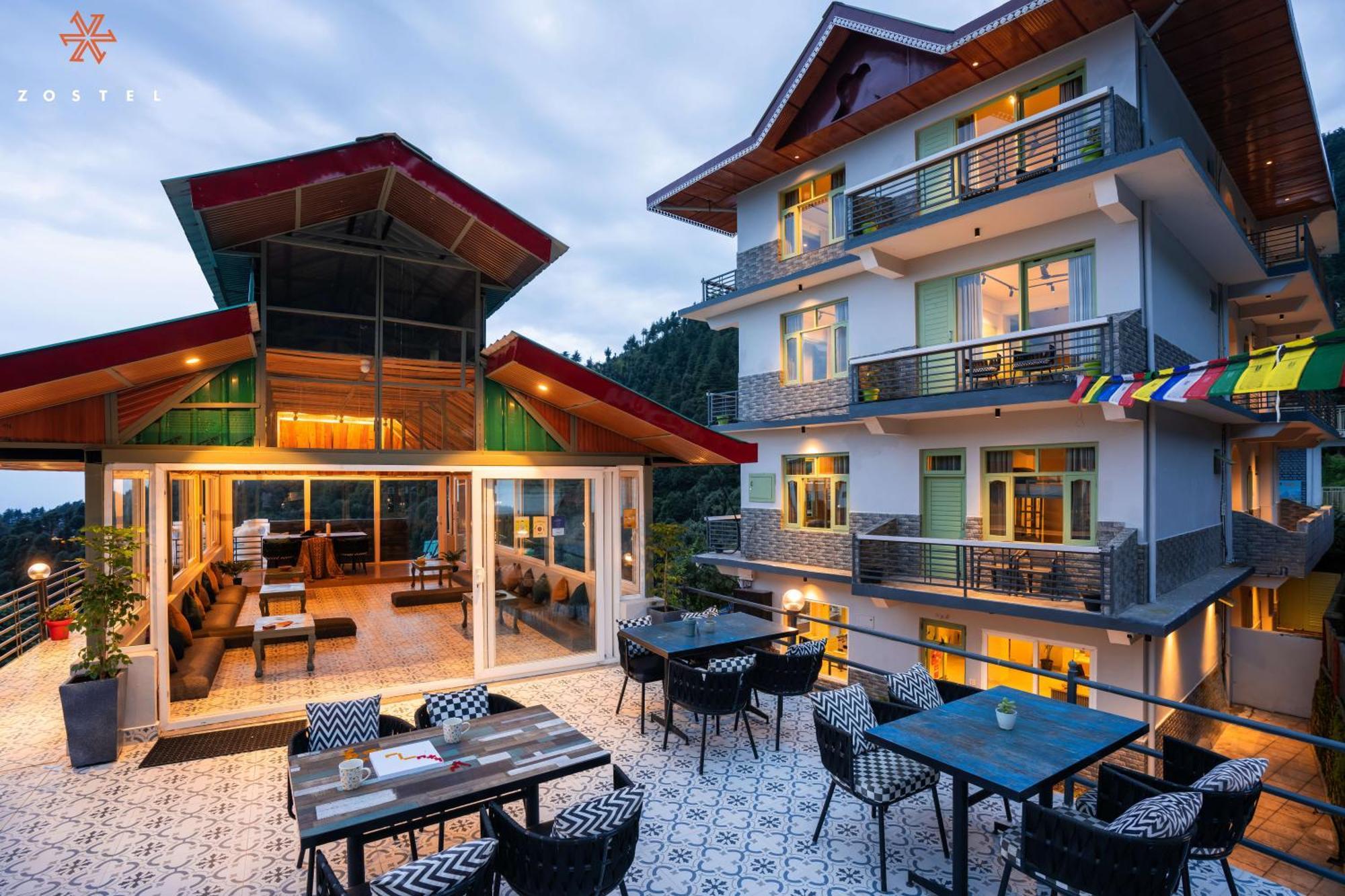 Zostel Dharamkot Hostel McLeod Ganj Exterior foto