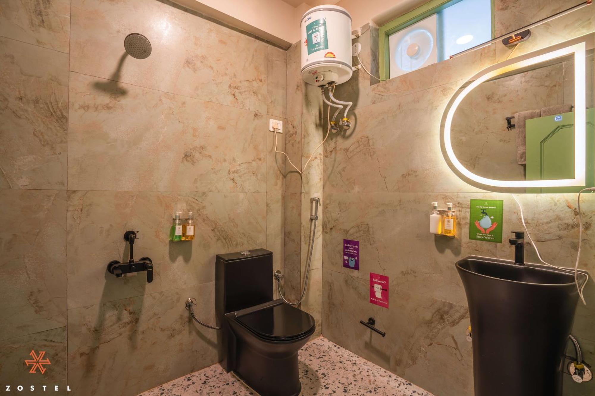 Zostel Dharamkot Hostel McLeod Ganj Cameră foto